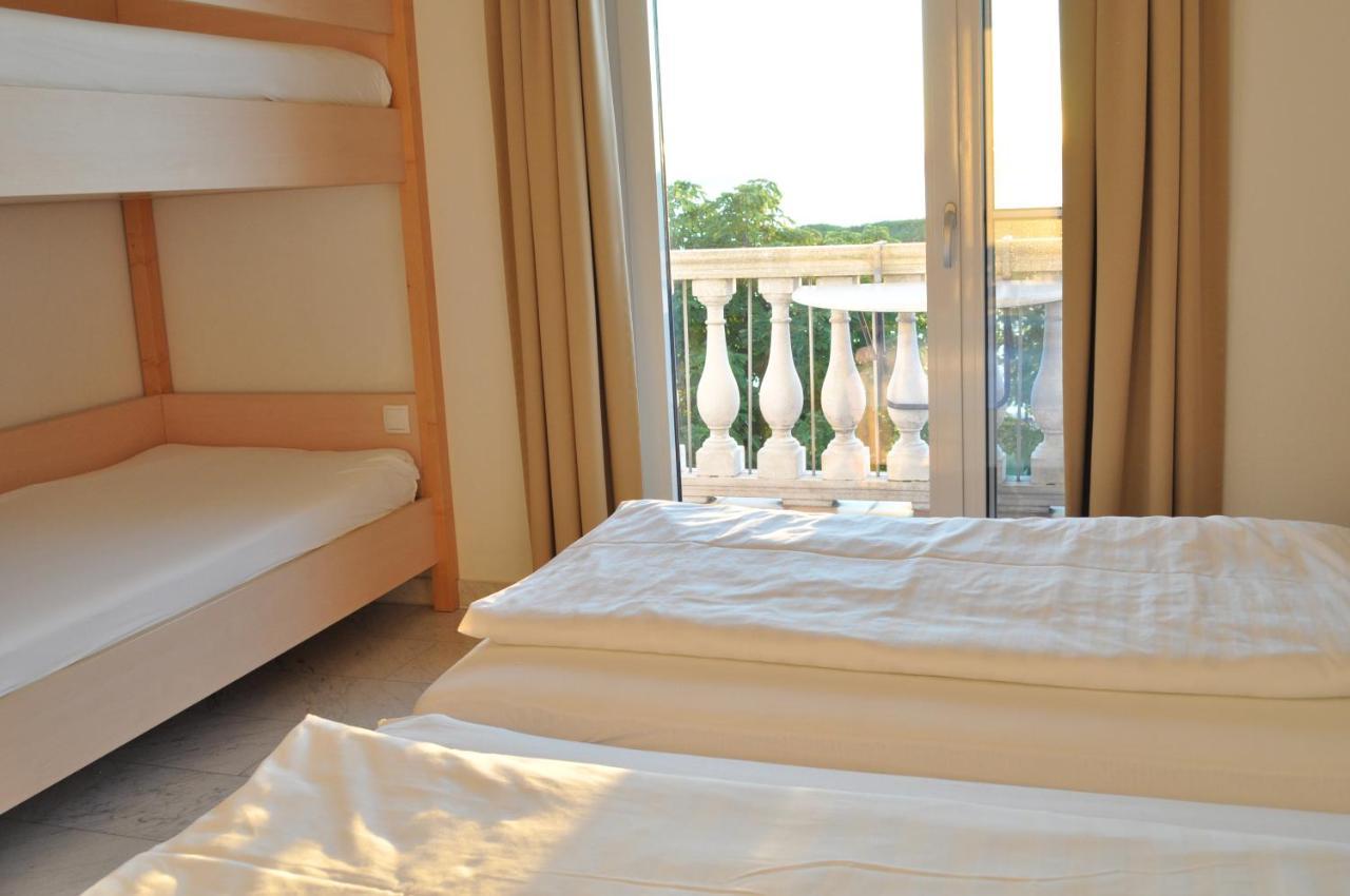 Seehotel Herlinde Podersdorf am See Bagian luar foto