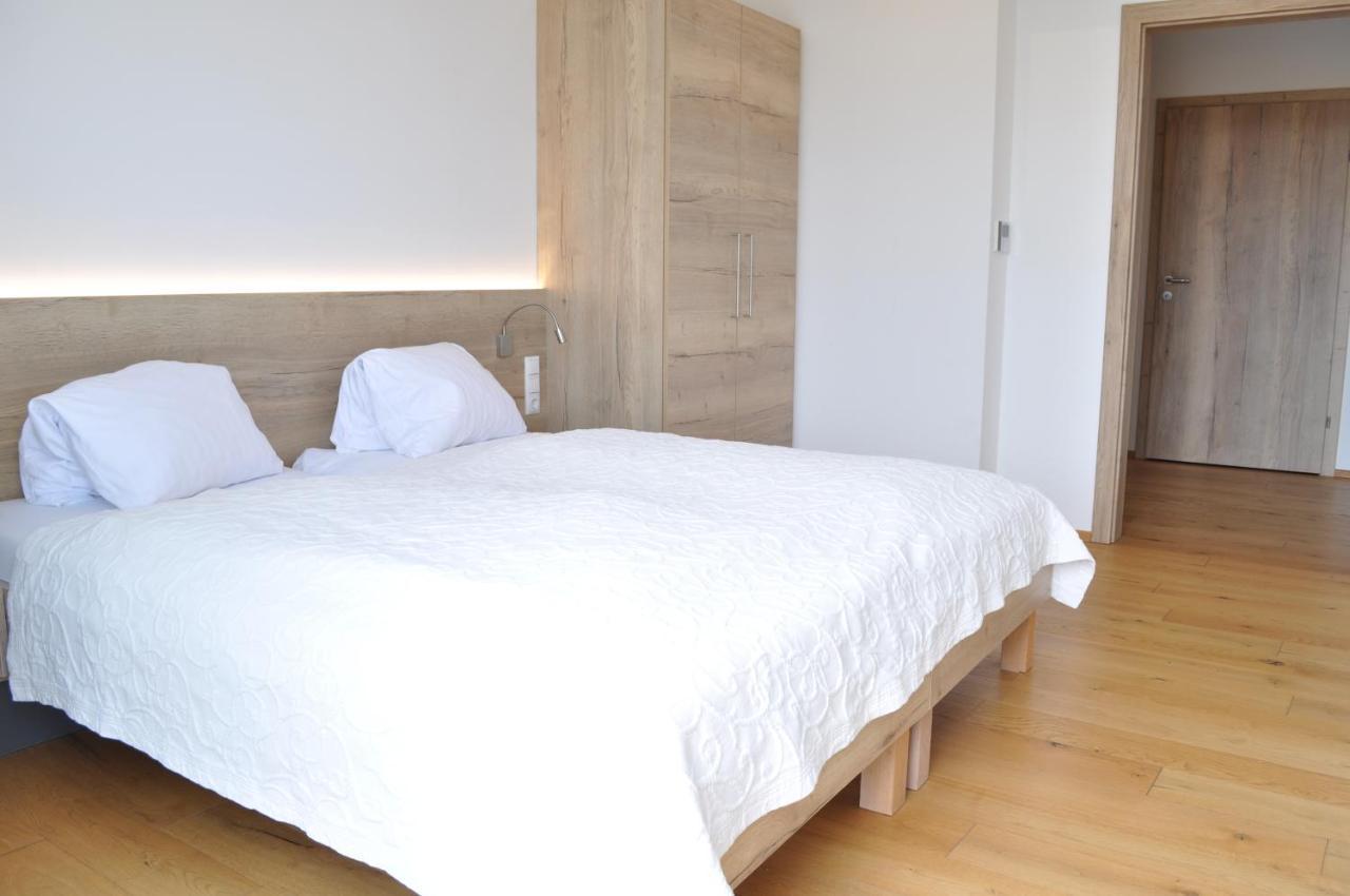 Seehotel Herlinde Podersdorf am See Bagian luar foto