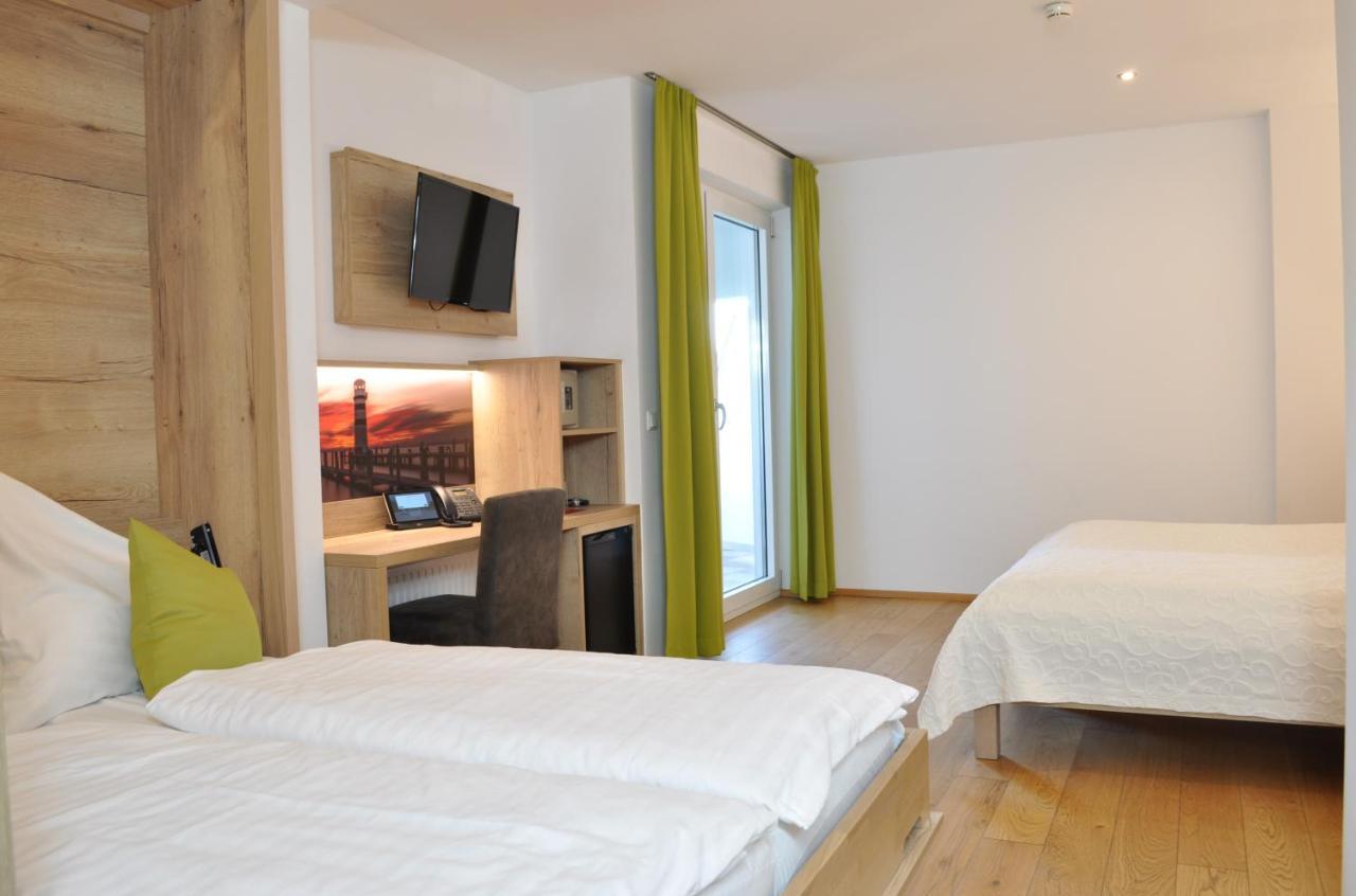 Seehotel Herlinde Podersdorf am See Bagian luar foto